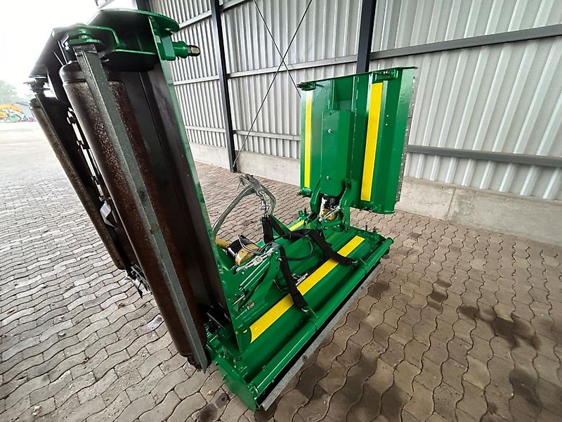 Major 15000 Pro Cut Rollermower