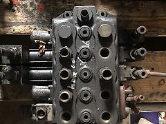 Merlo Rozdzielacz Hydrauliczny (Części zamienne)