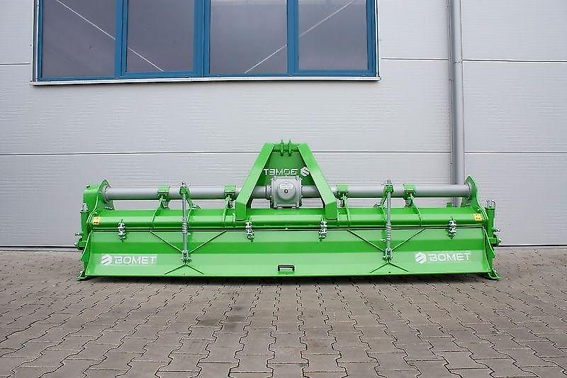 Bomet Bodenfräse / Rotary tiller / Rotavator / Vangatrice / Glebogryzarka 3 m