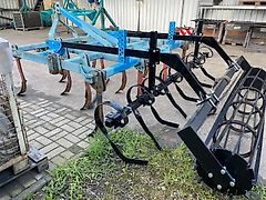 BM Maschinenbau Grubber Generalüberholt 2,50m mit neuer Flachstabwalze und Zustreicher