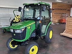 John Deere 2032R #696233