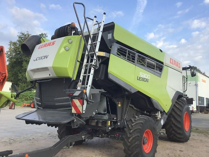 Claas Lexion 5300