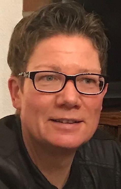 Persona de contacto Sra. Ria Lange